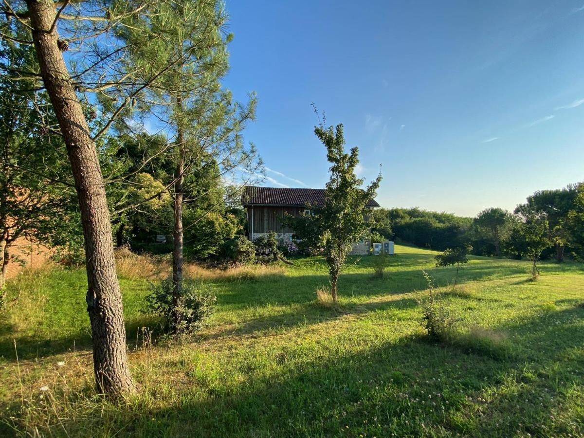 Majellon, Appartement à l‘ouest Sainte-Christie-d'Armagnac Extérieur photo